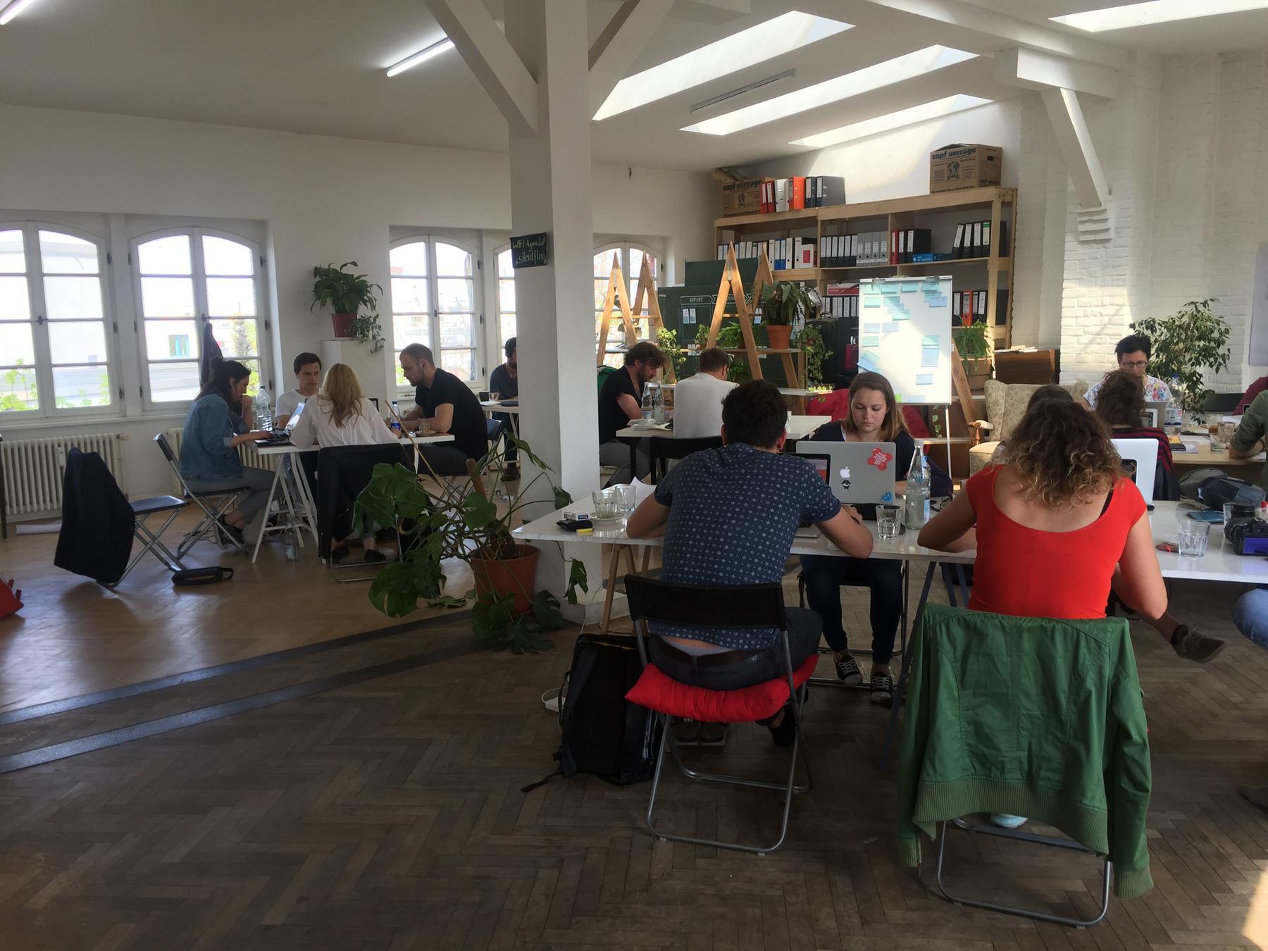 Agora Vierter Stock mit Teams