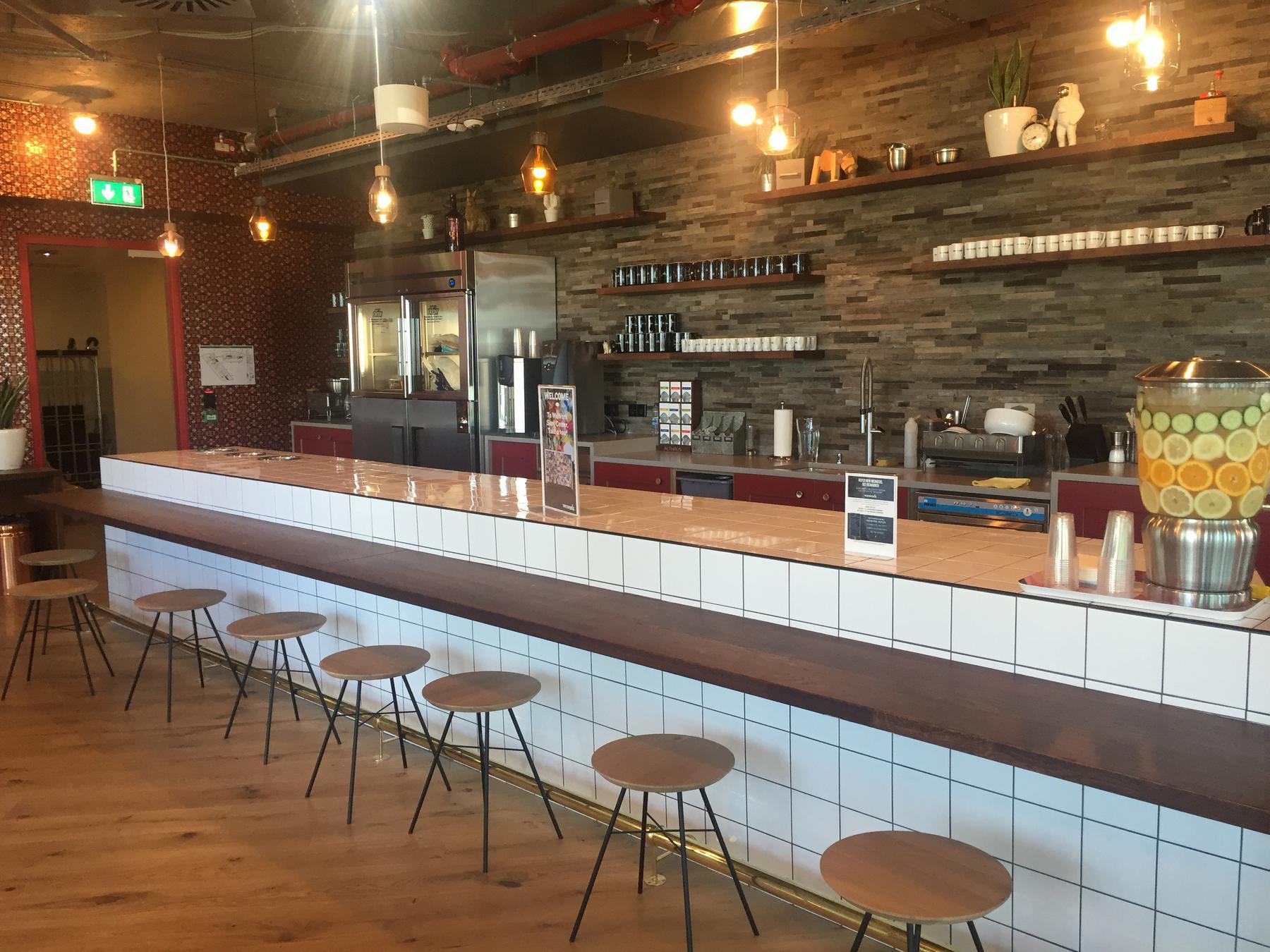 wework_kitchen1-1